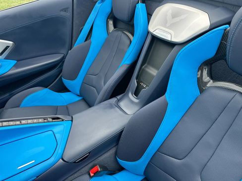 Used 2024 Chevrolet Corvette Stingray Premium Conv w/ Battery Protection Package RWD image 22