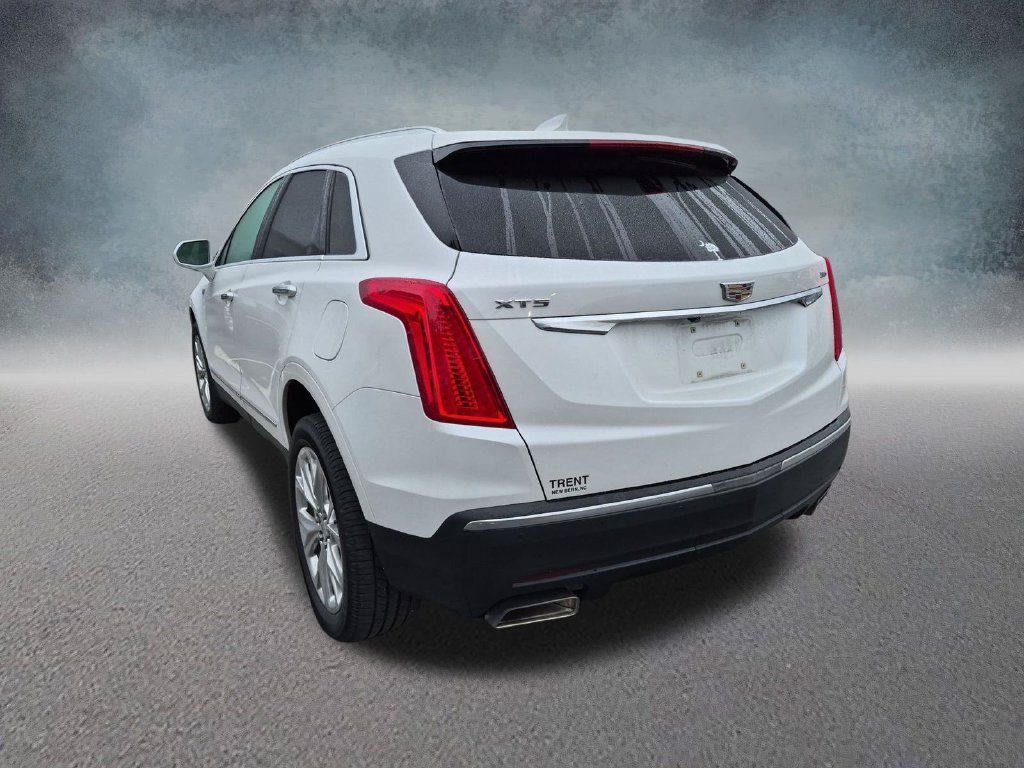 Used 2018 Cadillac XT5 Luxury FWD image 6