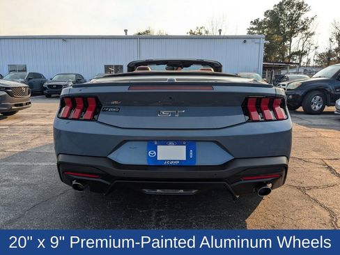 Used 2025 Ford Mustang GT Premium RWD image 5