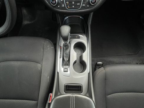 Used 2024 Chevrolet Malibu LT image 18