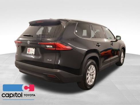 Certified 2024 Toyota Grand Highlander AWD image 3
