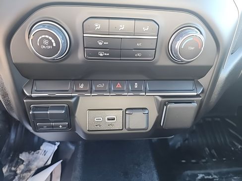 Used 2025 Chevrolet Silverado 2500 W/T w/ WT Convenience Package image 20