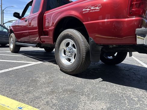 Used 2001 Ford Ranger XLT AWD/4WD image 6