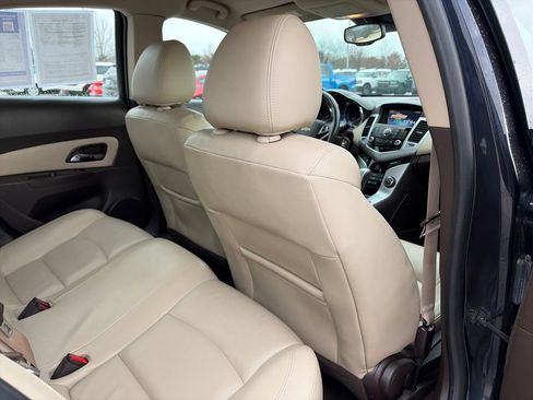 Used 2014 Chevrolet Cruze LT w/ RS Package image 35