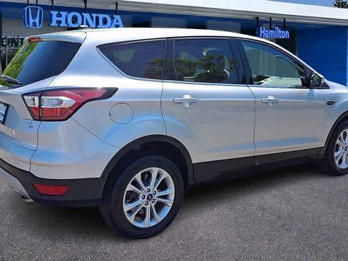 Used 2017 Ford Escape SE AWD/4WD image 8