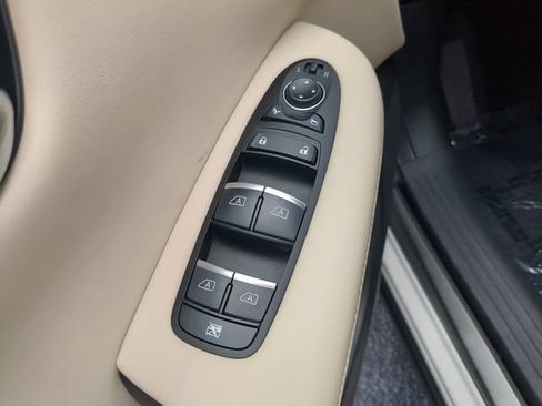 Used 2022 INFINITI QX50 Luxe w/ Cargo Package FWD image 21