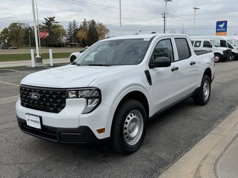 New 2025 Ford Maverick XL w/ Equipment Group 101A image 30
