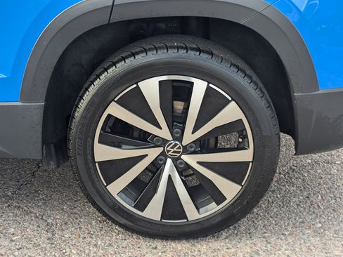 Used 2022 Volkswagen Taos SE w/ IQ.Drive SE Package image 7