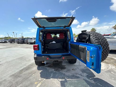 Used 2024 Jeep Wrangler Unlimited Rubicon 392 image 31
