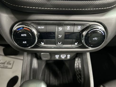 Certified 2023 Chevrolet TrailBlazer ACTIV w/ Convenience Package FWD image 16