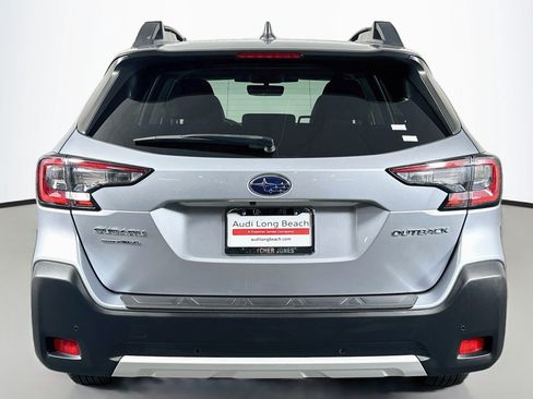 Used 2024 Subaru Outback Limited AWD/4WD image 3