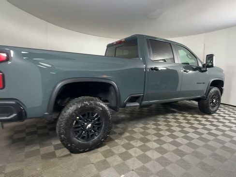 New 2026 Chevrolet Silverado 2500 ZR2 w/ LPO, Dark Essentials Package image 10