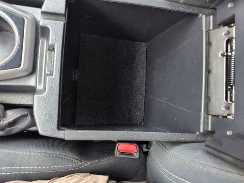 Used 2020 Toyota Tacoma TRD Off-Road image 26