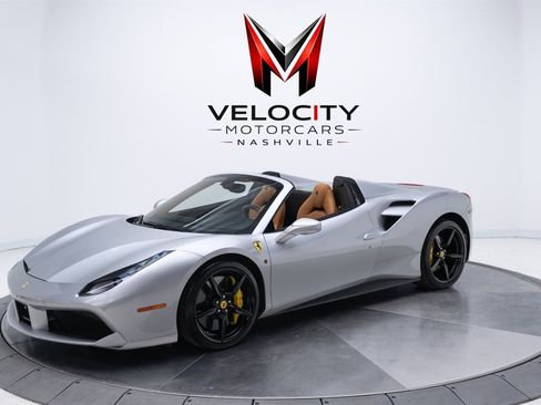 Used 2018 Ferrari 488 Spider image 9
