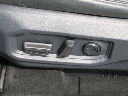 Used 2022 Toyota Tundra Limited w/ TRD Off-Road Package image 28