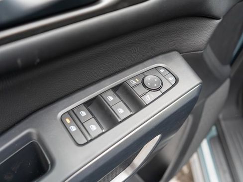 New 2026 Nissan Pathfinder SV image 15