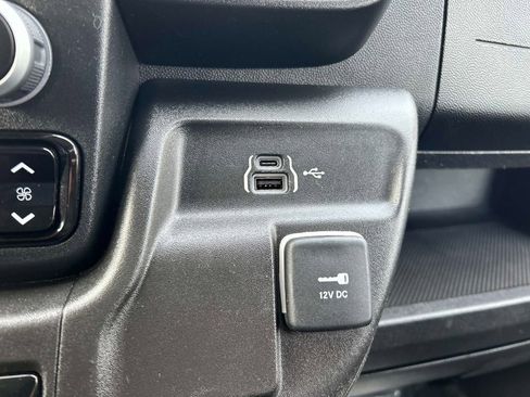 Used 2023 RAM ProMaster 2500 image 29
