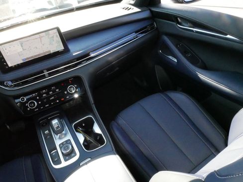 Used 2026 INFINITI QX60 Sport w/ Dark Cargo Package image 11