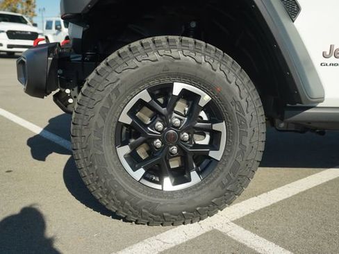 New 2026 Jeep Gladiator Rubicon image 9