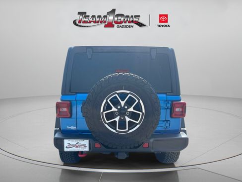 Used 2026 Jeep Wrangler Unlimited Rubicon w/ Technology Group AWD/4WD image 6