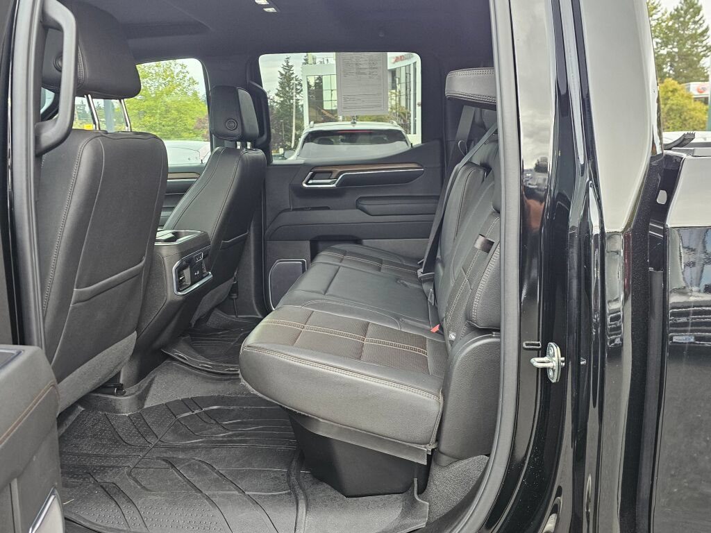 Certified 2022 Chevrolet Silverado 1500 High Country AWD/4WD image 27