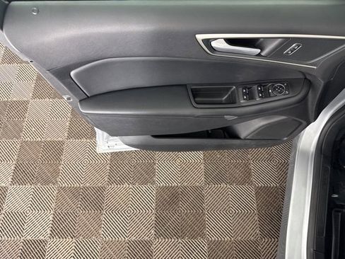 Used 2024 Ford Edge SEL image 20