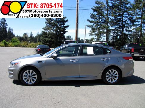 Used 2017 Kia Optima EX image 4