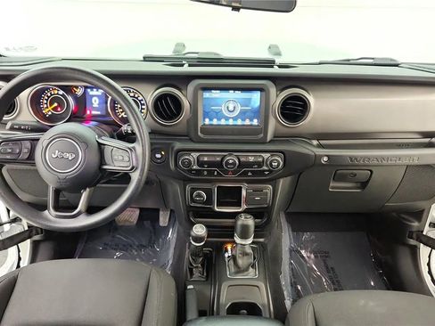 Used 2022 Jeep Wrangler Unlimited Sport AWD/4WD image 33