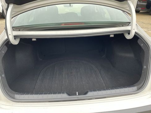 Used 2025 Kia K4 LXS image 30