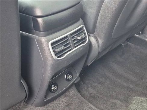 Used 2022 Hyundai Santa Fe SEL w/ Convenience + Premium Package FWD image 18