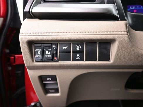 Certified 2023 Honda Odyssey EX-L image 17