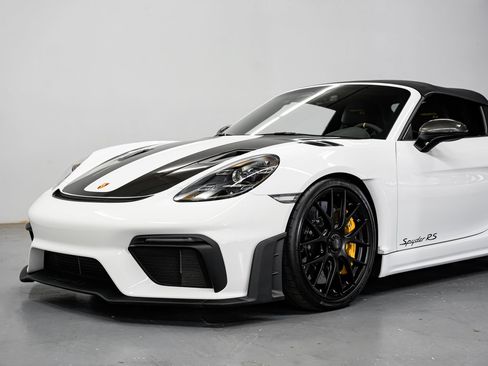 Used 2024 Porsche 718 Boxster Spyder RS RWD image 30