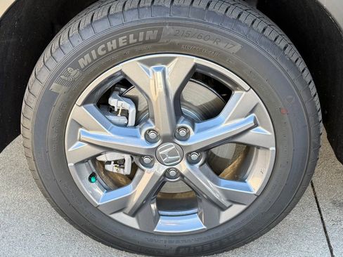 Certified 2026 Honda HR-V LX image 11