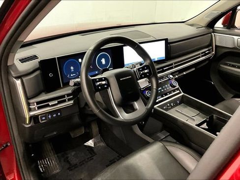Used 2025 Hyundai Santa Fe Limited FWD image 15