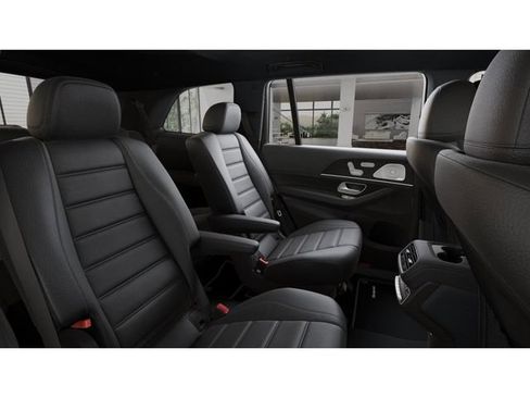 New 2026 Mercedes-Benz GLS 450 4MATIC image 5