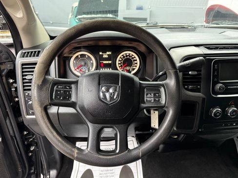 Used 2018 RAM 2500 Tradesman w/ Chrome Appearance Group RWD image 14