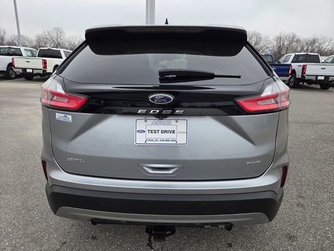 Used 2022 Ford Edge SEL w/ Convenience Package image 10