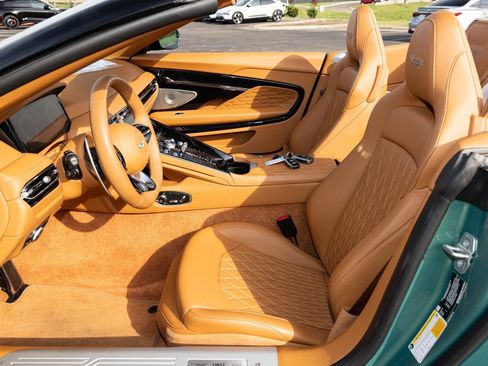 Used 2025 Aston Martin DB12 Convertible RWD image 21