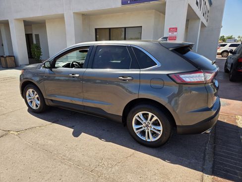 Used 2017 Ford Edge SEL w/ Equipment Group 201A AWD/4WD image 3