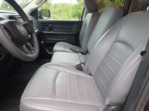 Used 2018 RAM 1500 Express RWD image 14