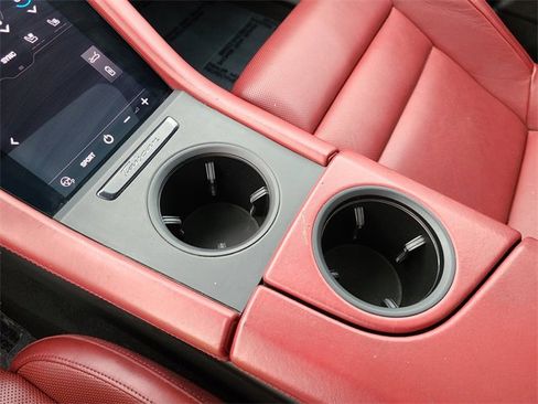 Used 2023 Porsche Taycan image 35