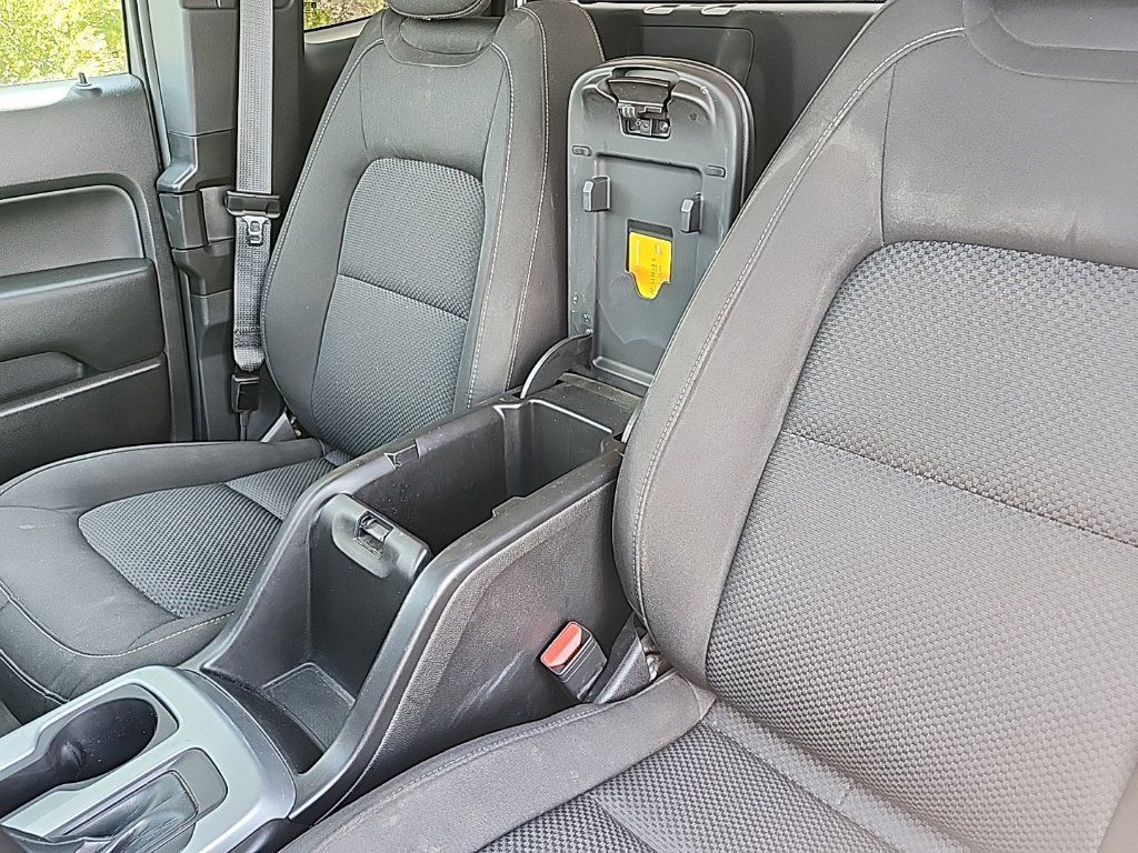 Used 2022 Chevrolet Colorado LT w/ Fleet Safety Package RWD image 20