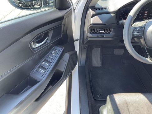 Used 2024 Honda Accord EX image 2