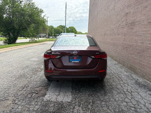 Used 2024 Nissan Sentra SV FWD image 4
