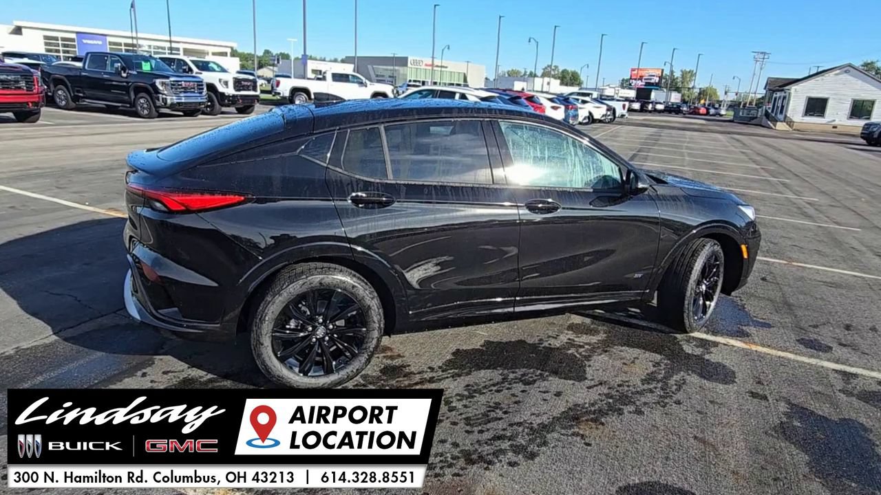 New 2026 Buick Envista Sport Touring w/ Convenience I Package FWD image 3