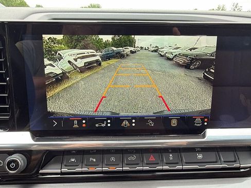New 2026 Chevrolet Silverado 1500 High Country AWD/4WD image 27