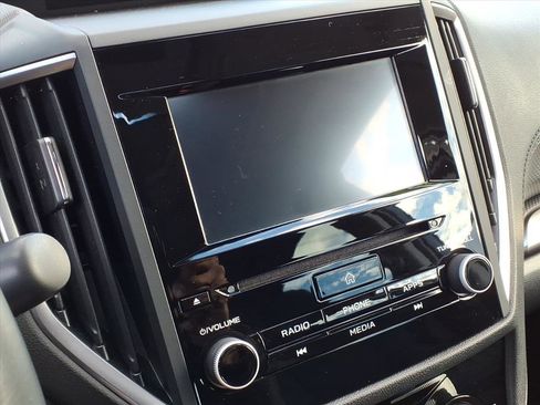 Used 2023 Subaru Forester Premium image 20