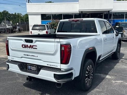 New 2026 GMC Sierra 2500 Denali Ultimate AWD/4WD image 13