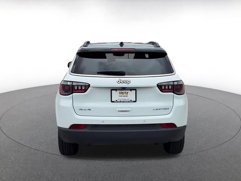 Used 2025 Jeep Compass Limited AWD/4WD image 10
