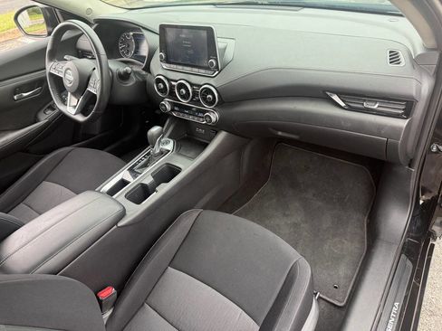 Used 2021 Nissan Sentra SV FWD image 12